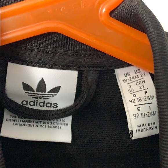 Adidas jacket - Picture 3 of 4